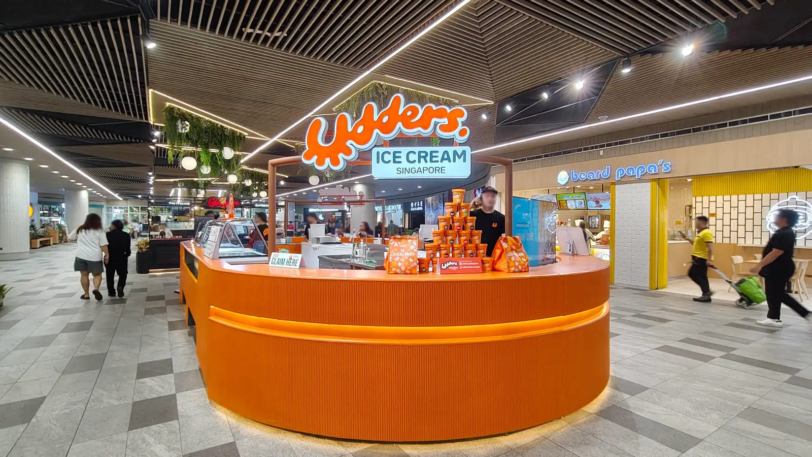 UDDERS in SM City North EDSA
